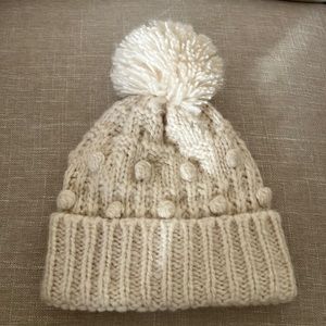 Euc Jcrew hat with pompom